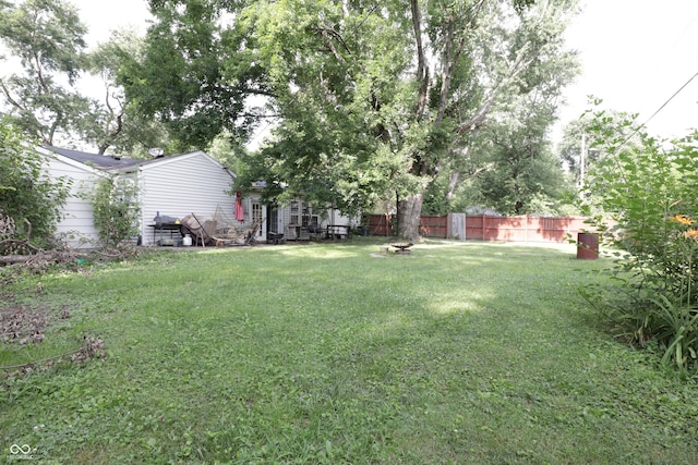 2735 Canterbury Ln, Indianapolis, IN 46220 - photo 3