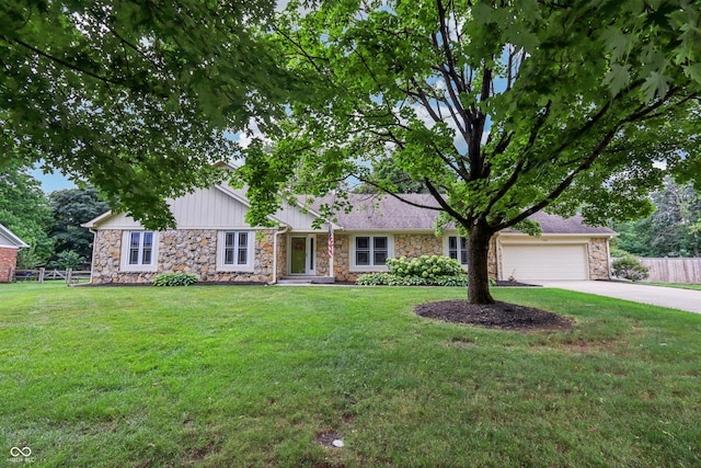 734 Johnson Dr, Carmel, IN 46033 - photo 1