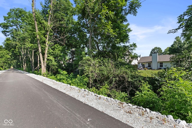 7009 Thousand Oaks Ln, Indianapolis, IN 46214 - view of street