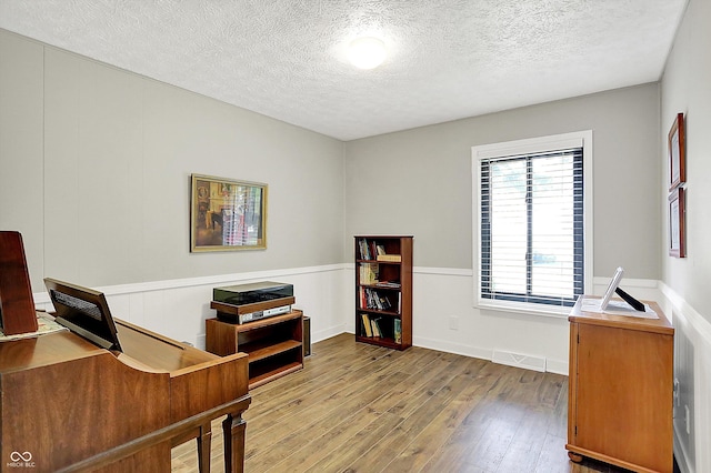 3280 E 300 S, Greenfield, IN 46140 - office with hardwood / wood-style flooring and a textured ceiling