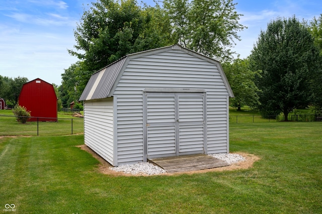 7045 W 100 N, Greenfield, IN 46140 - view of barn with a storage shed