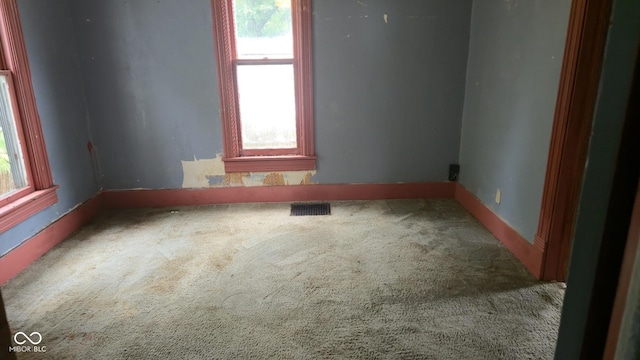 1338 Glenn Ave, Wabash, IN 46992 - carpeted empty room with baseboards