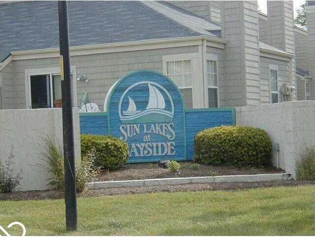 6458 Watham Ct, Indianapolis, IN 46250 - view of community / neighborhood sign