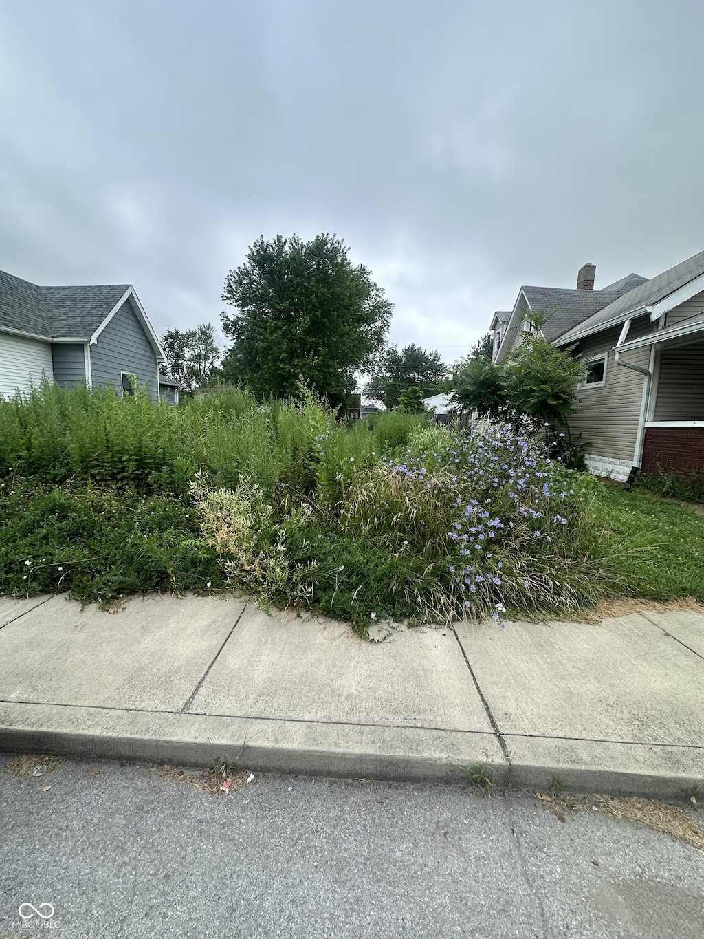 1622 Draper St, Indianapolis, IN 46203