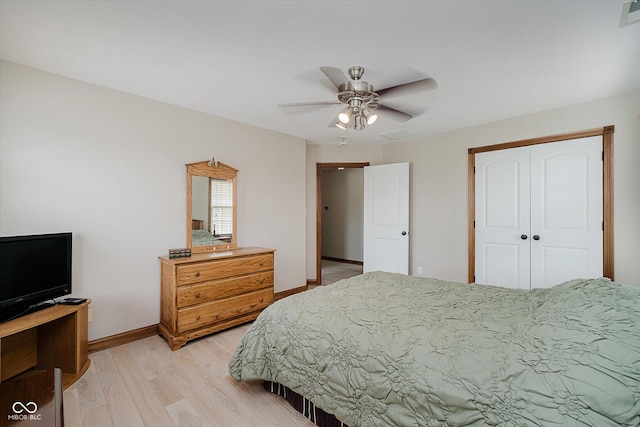 7178 Lockford Walk N, Avon, IN 46123 - bedroom featuring light wood-type flooring, ceiling fan, and a closet