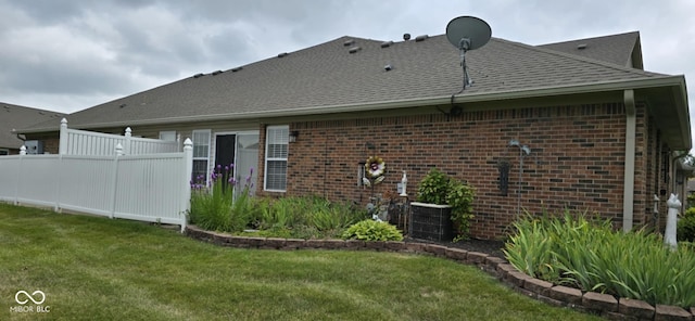 5333 Thornridge Pl, Indianapolis, IN 46237 - rear view of house featuring brick siding and a shingled roof