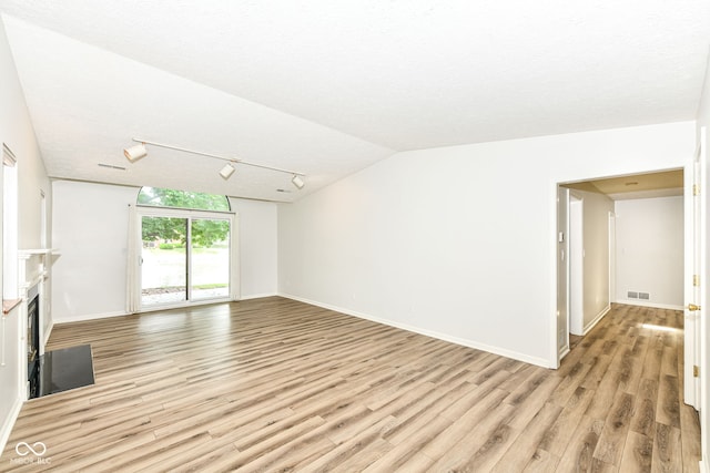 2078 Oak Run N Dr, Indianapolis, IN 46260 - photo 4