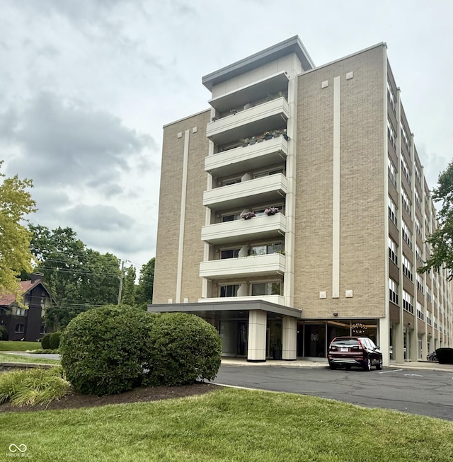 3965 N Meridian St Unit 3G, Indianapolis, IN 46208 - photo 2