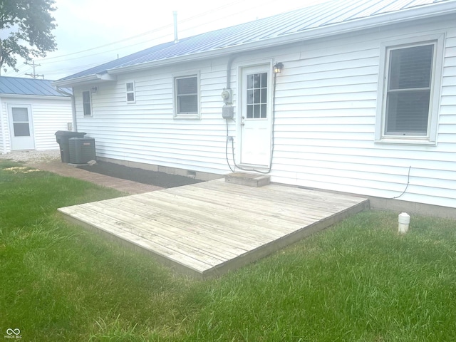 945 E Worthsville Rd, Greenwood, IN 46143 - rear view of house featuring a standing seam roof and a metal roof