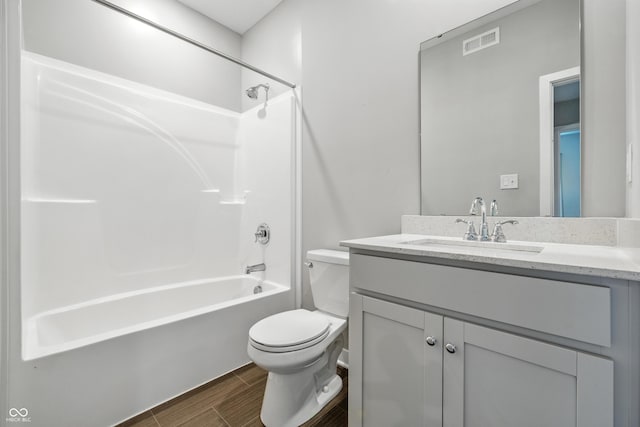 7225 Lockford S, Avon, IN 46123 - full bath featuring vanity, shower / washtub combination, and wood finish floors