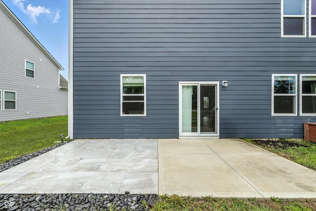 7225 Lockford S, Avon, IN 46123 - back of property with a patio and a lawn