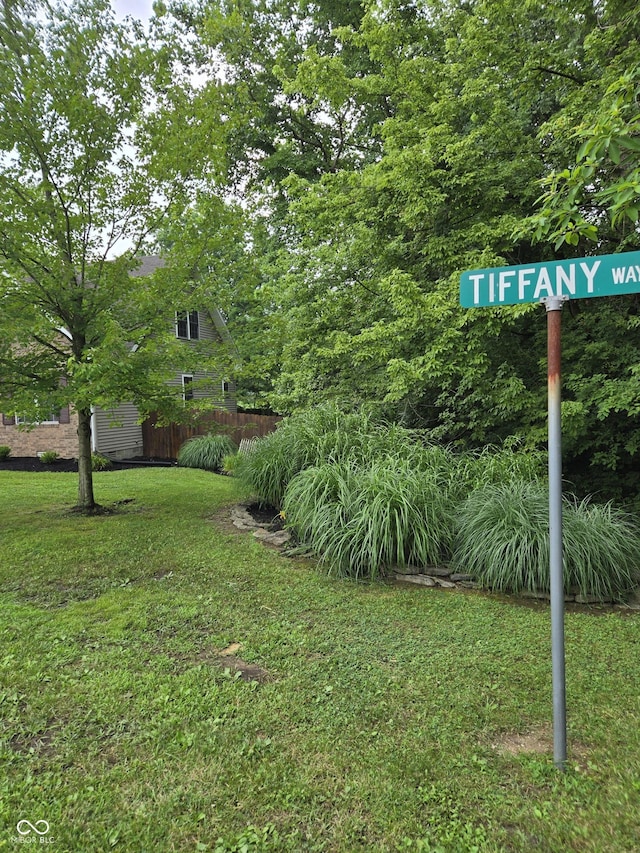 310 Tiffany Ln, North Vernon, IN 47265 - view of yard