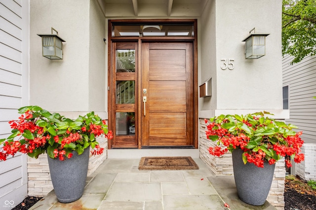 35 E 58th St, Indianapolis, IN 46220 - entrance to property with stucco siding
