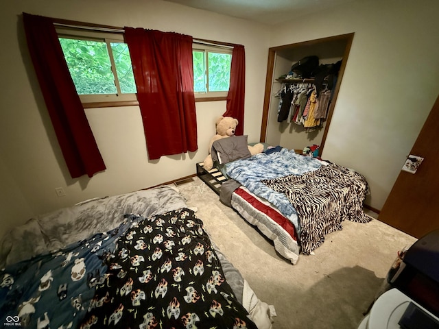 910 Ranch Rd, Connersville, IN 47331 - carpeted bedroom with a closet