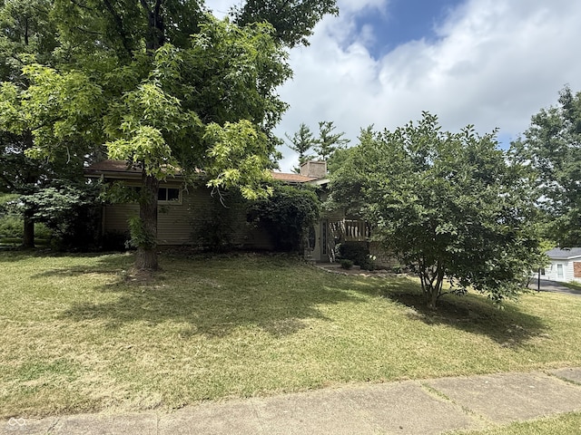 910 Ranch Rd, Connersville, IN 47331 - view of grassy yard