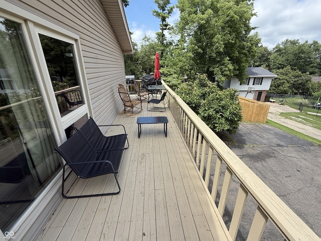 910 Ranch Rd, Connersville, IN 47331 - deck featuring outdoor dining space