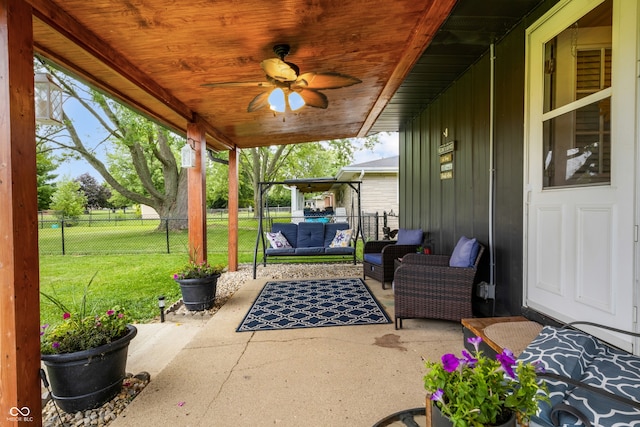 1530 E 26th St, Muncie, IN 47302 - view of patio / terrace with outdoor lounge area and ceiling fan
