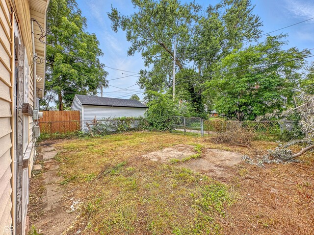 1518 Asbury St, Indianapolis, IN 46203 - photo 5