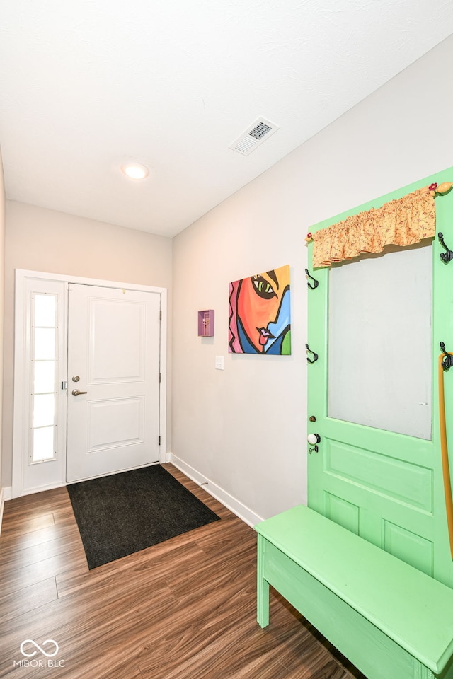 9846 Zion Way, Pendleton, IN 46064 - entrance foyer featuring wood finished floors and recessed lighting