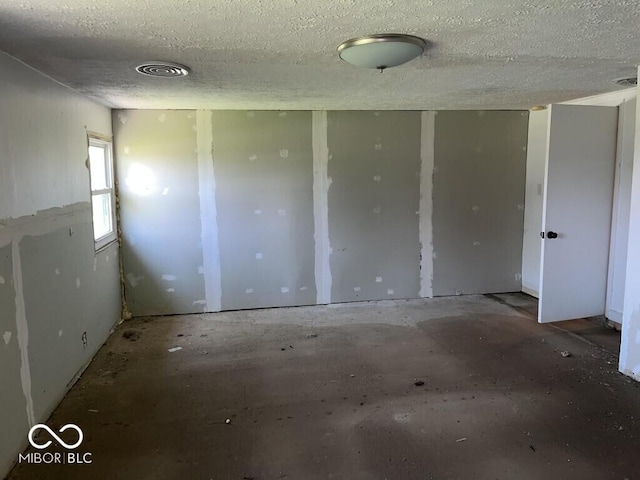 3074 N 625 E, Franklin, IN 46131 - spare room featuring a textured ceiling
