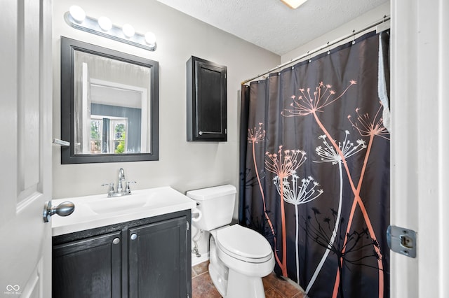 49 Grassy Dr, Whiteland, IN 46184 - full bath with vanity, a textured ceiling, a shower with shower curtain, and tile patterned flooring