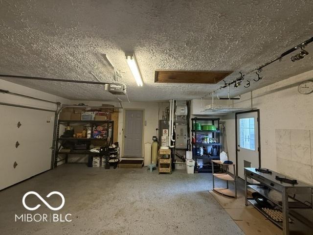 888 Briarwood Dr, Greenwood, IN 46142 - photo 73