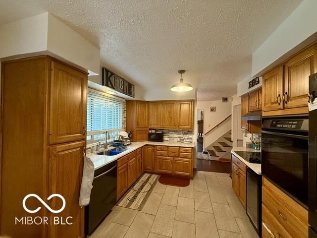 888 Briarwood Dr, Greenwood, IN 46142 - photo 39
