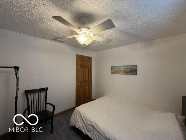 888 Briarwood Dr, Greenwood, IN 46142 - photo 69