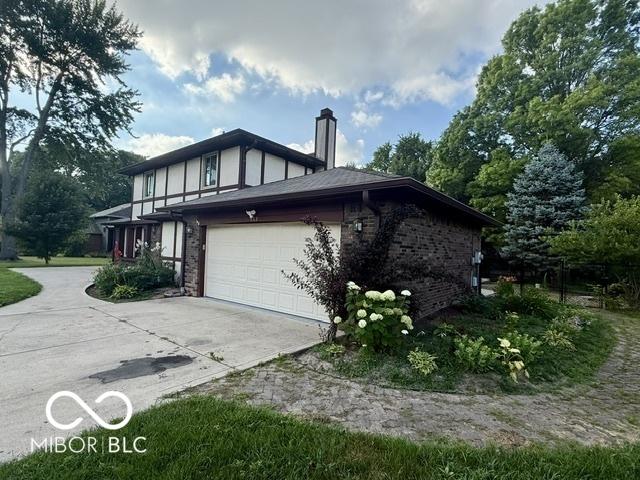 888 Briarwood Dr, Greenwood, IN 46142 - photo 6