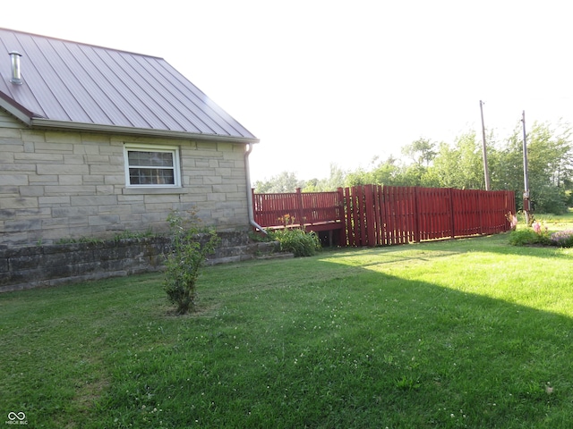 219 S Main St, Modoc, IN 47358 - view of yard
