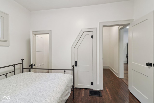 615 N Grant Ave, Indianapolis, IN 46201 - photo 20