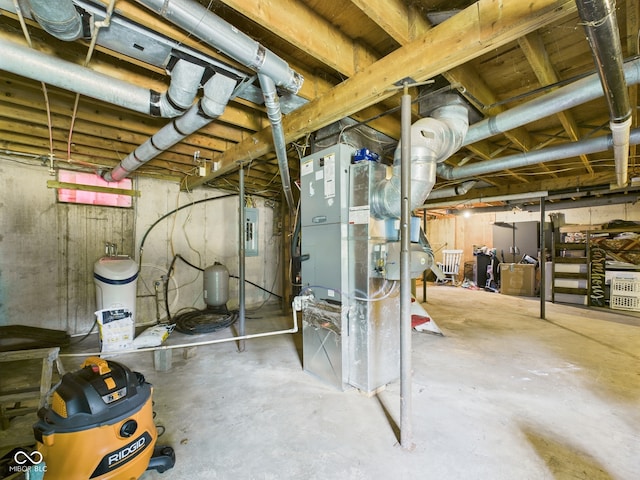 5282 W 900 N, Frankton, IN 46044 - unfinished below grade area featuring heating unit