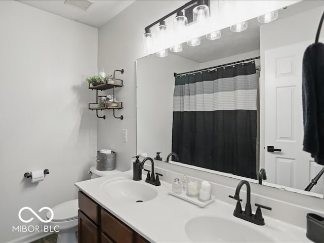8508 Aviva Ln, Indianapolis, IN 46237 - full bath with double vanity and a shower with curtain