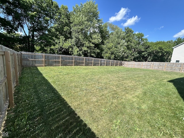 108 Herbert Ct, Trafalgar, IN 46181 - view of fenced backyard