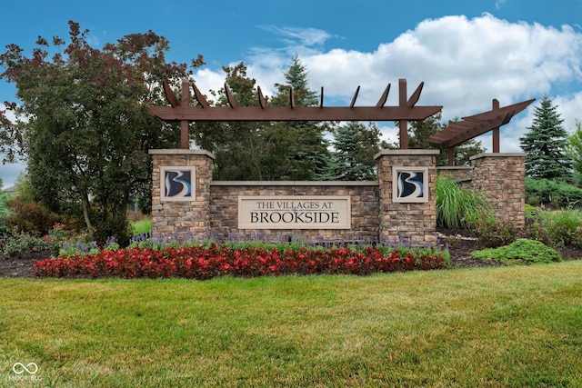 6330 Teakwood Way, Mccordsville, IN 46055 - community sign with a lawn