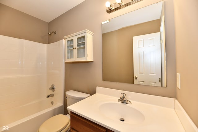 915 E Drybread Ln, Nineveh, IN 46164 - full bath featuring vanity and tub / shower combination