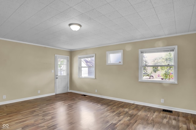 2433 17th St, Columbus, IN 47201 - unfurnished room featuring ornamental molding and wood finished floors