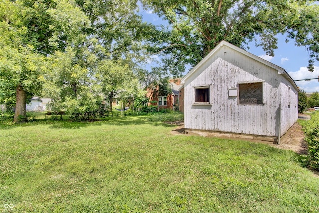 2433 17th St, Columbus, IN 47201 - view of grassy yard