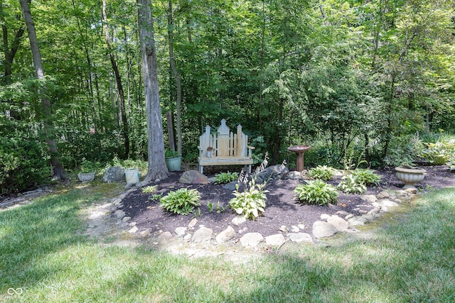 1112 N Dogwood Way, Greenfield, IN 46140 - view of yard featuring a view of trees