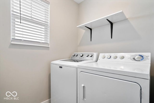 11431 Hartwell St, Indianapolis, IN 46235 - laundry room featuring washer and dryer