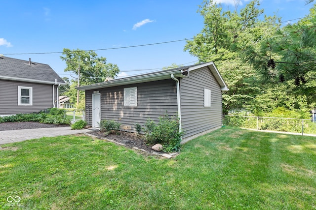 555 W Hawthorne St, Zionsville, IN 46077 - photo 56