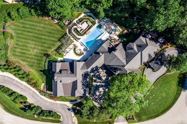 520 Willow Spring Rd, Indianapolis, IN 46240 - bird's eye view of a pool area