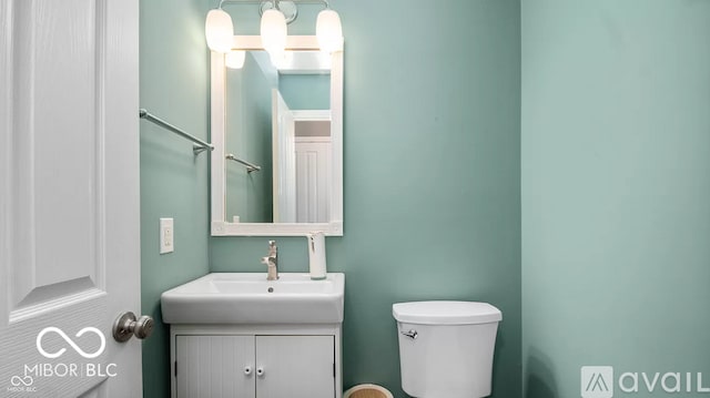 12817 Mojave Dr, Fishers, IN 46037 - bathroom with vanity and toilet
