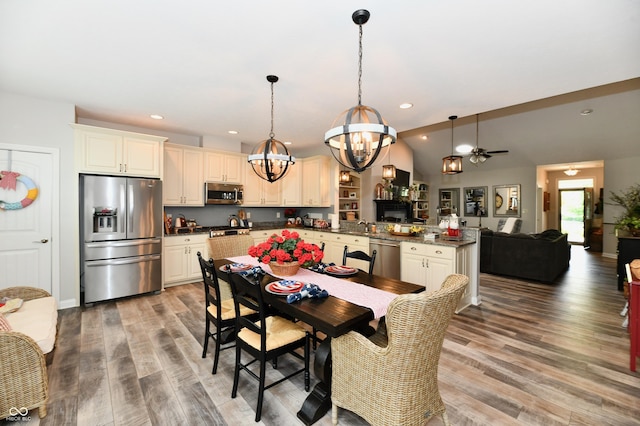 4518 Marigold Ct, Greenwood, IN 46143 - photo 12