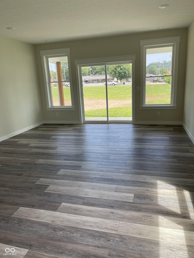 842 E Nutter St, Martinsville, IN 46151 - empty room featuring wood finished floors and baseboards