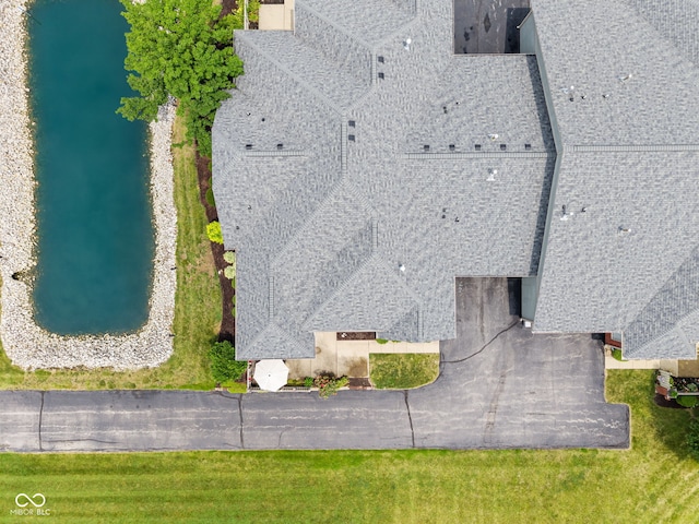 2815 Grandview Ln, Greenwood, IN 46143 - aerial view of property and surrounding area with a large body of water