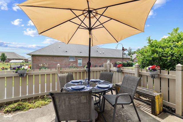 2815 Grandview Ln, Greenwood, IN 46143 - view of patio featuring outdoor dining area