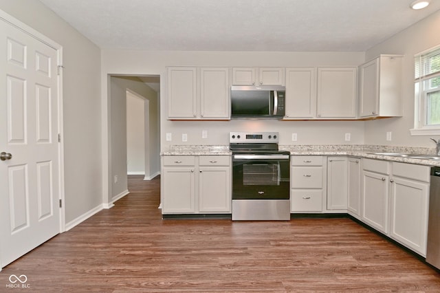 6402 Kelsey Dr, Indianapolis, IN 46268 - photo 6