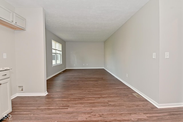 6402 Kelsey Dr, Indianapolis, IN 46268 - photo 8