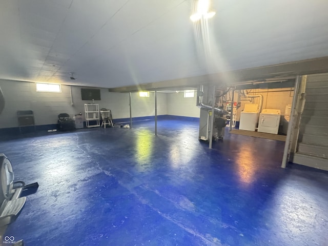 8394 E Mulberry St, Columbus, IN 47203 - basement featuring independent washer and dryer